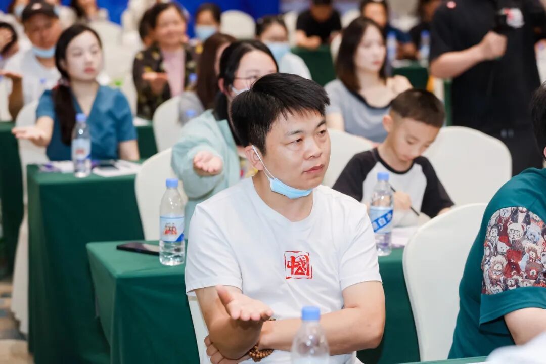 bdc501d22215ec742e2f94a8468c9b88.jpg
